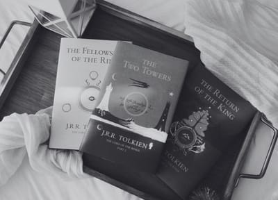 Reality Echoes in Tolkien's Legendarium